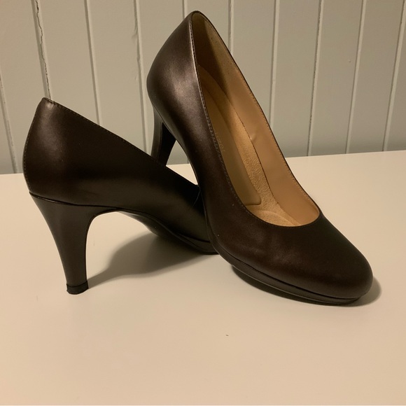 Naturalizer - 5.5 Moka - Copper  Like new - Picture 6 of 8